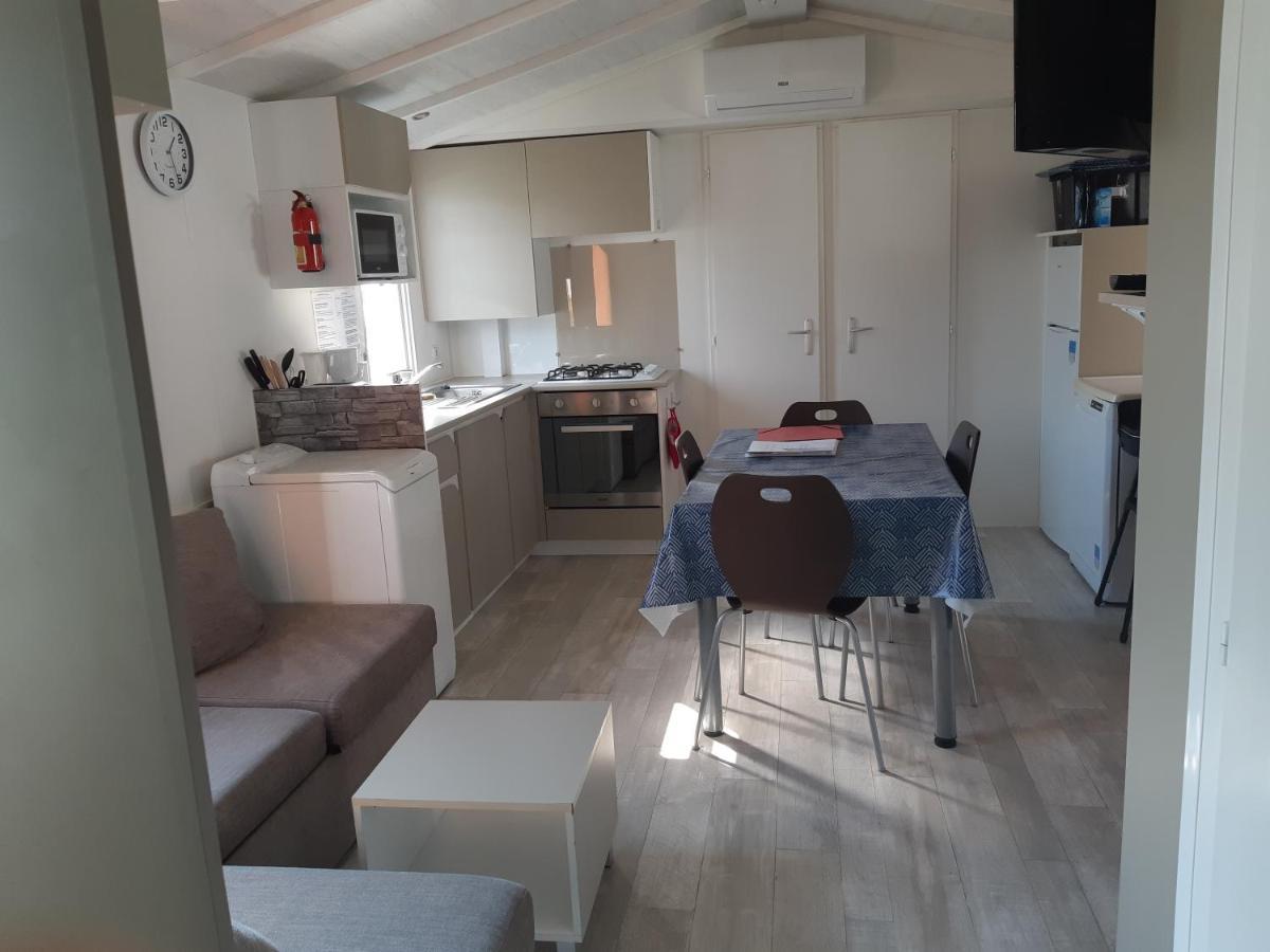 Les Mobiles Homes De La Palmyre Les Mathes ภายนอก รูปภาพ