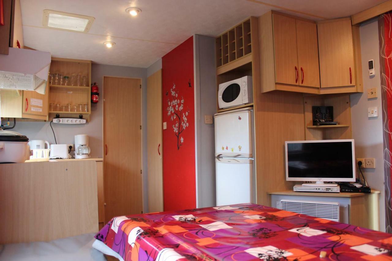 Les Mobiles Homes De La Palmyre Les Mathes ภายนอก รูปภาพ